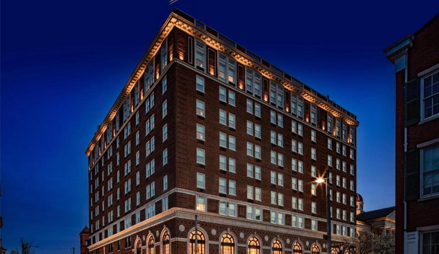 The Yorktowne Hotel, Tapestry Collection by Hilton