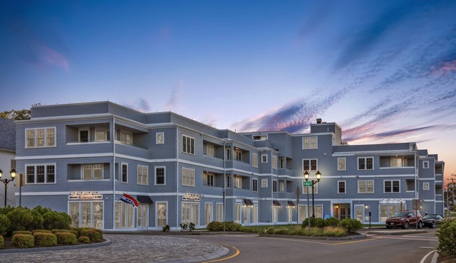 Thomas Sea Suites
