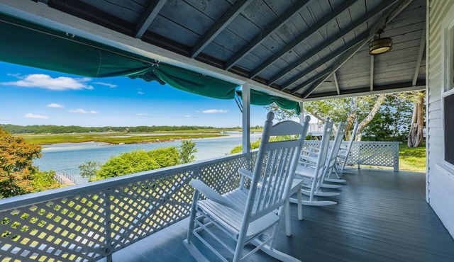 Thurston Point: Deepwater River Dock