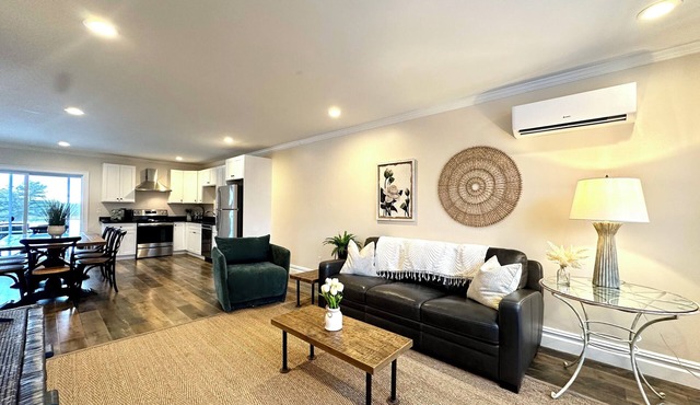 Tradewind Haven I - New 5-Bed Townhouse Near Newport