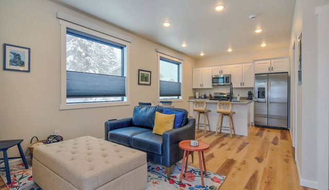Tranquil 1-bedroom apartment in beautiful Juneau perfect for relaxing