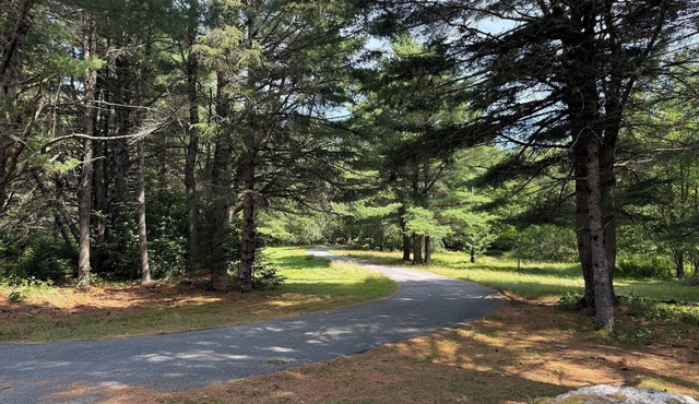 Tranquil 2-bedroom house in Cherryfield