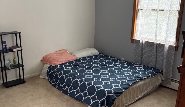 Tranquil 4-bedroom house in welcoming Poughquag neighborhood