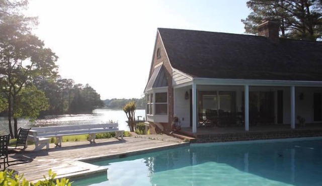Tranquil Easton Waterfront Property (Pool, Tennis court, Hot Tub, Fireplace)