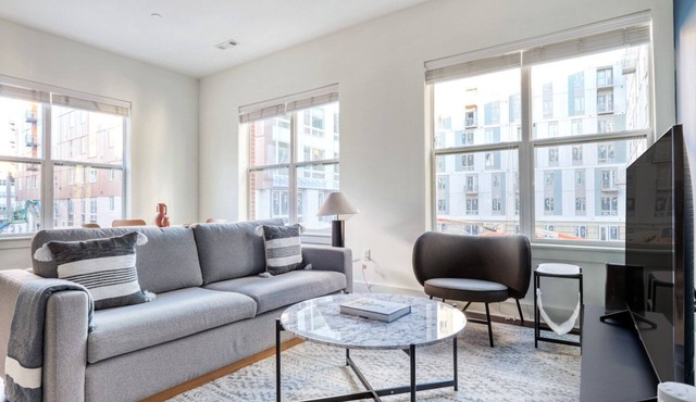 Trendy Cambridge Alewife 2BR w/W/D, Gym & Roof, nr T, by Blueground