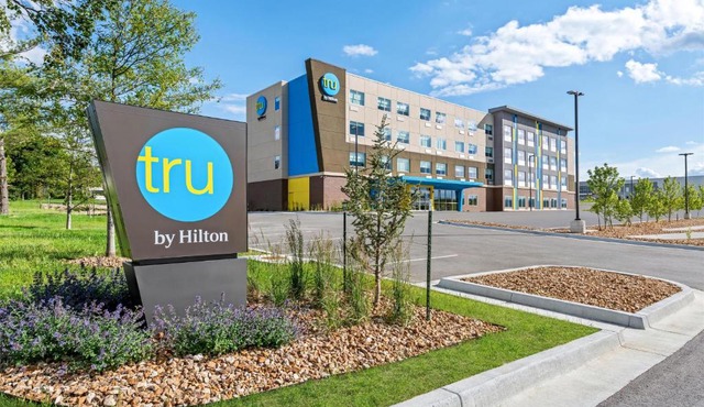 Tru By Hilton Kansas City Airport