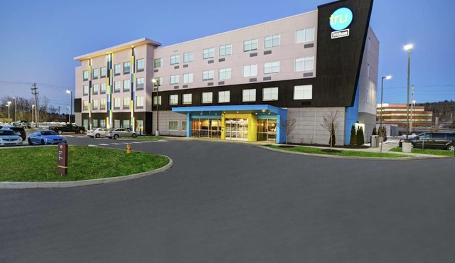 Tru By Hilton Portland Airport Area Me
