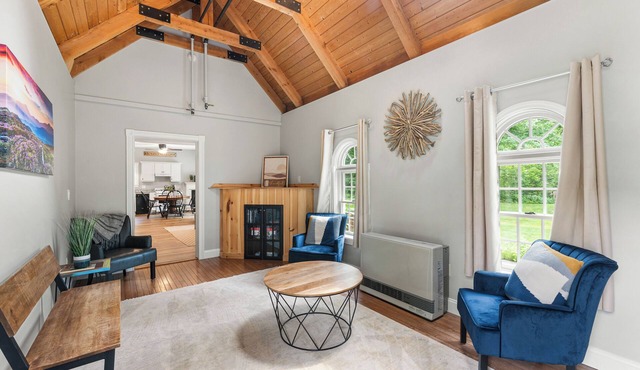TuckAway Suites at East Branch
