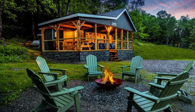 Twilight - Cabin 5 · Lawrence`s Lakeside Cabins | `Twilight` Waterfront