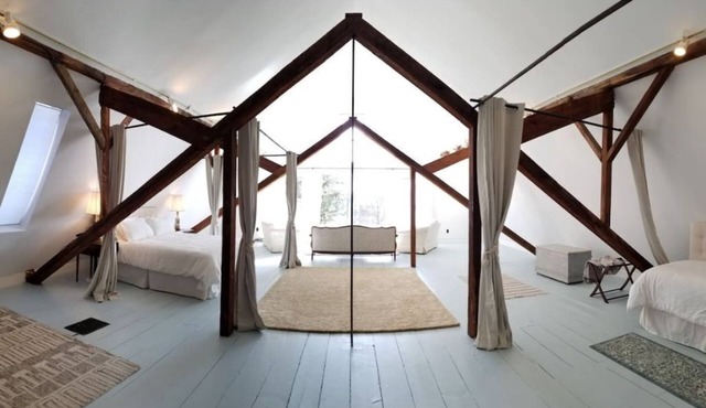 Unique Dutch Barn in the Hudson Valley