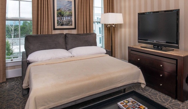 Vermont Resort Stay with Pool, Spa, Golf, and Village Access