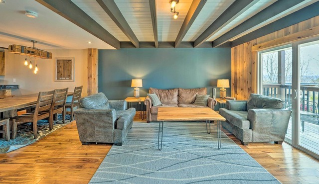 Versatile Condo: Balcony, Bike Trails On-Site