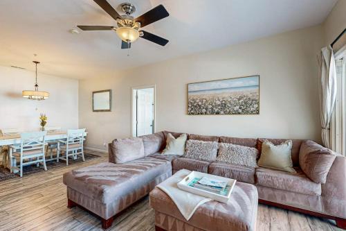 Villas at Bay Crossing - 34670 Villa Circle #2206