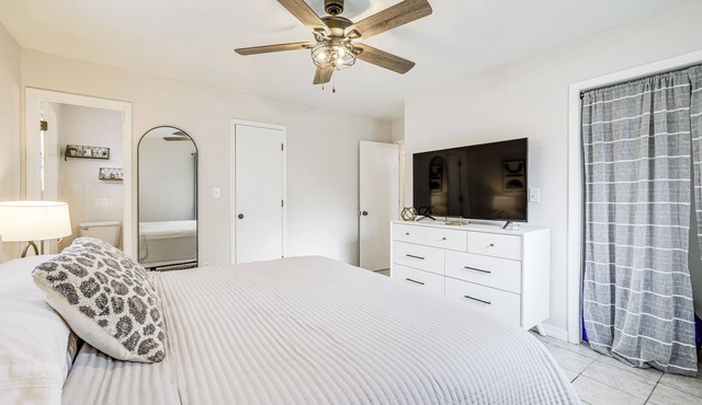 Visit Route 66! Pet-friendly Joplin Gem w/Yard