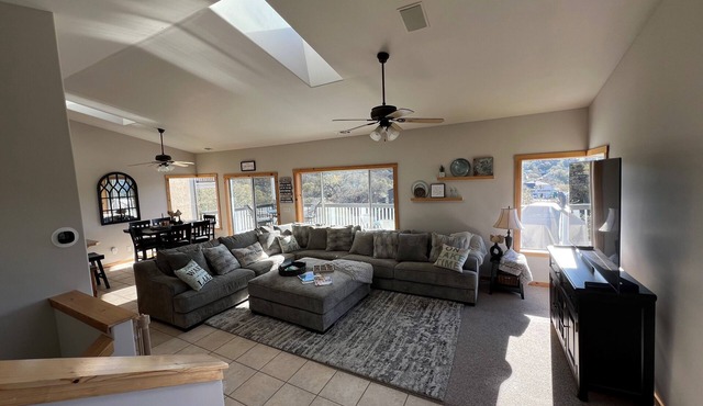 Wadsy's Lake House