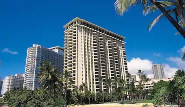 Waikiki | Couples Lagoon Stay | Pool + Spa
