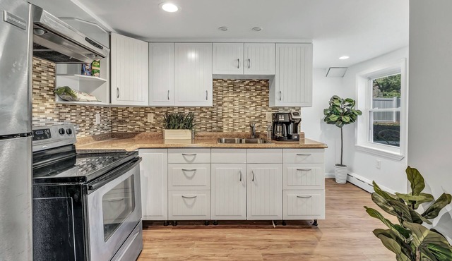 ⭐️Warm & Cozy 🌟Studio Suite in FFLD COUNTY