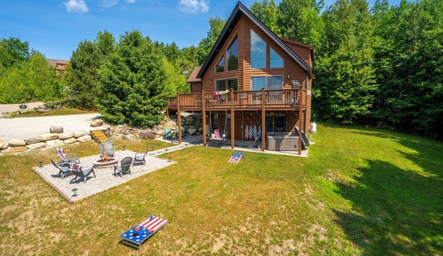 Warming Fireplace, Gorgeous Views, HotTub, slps 12