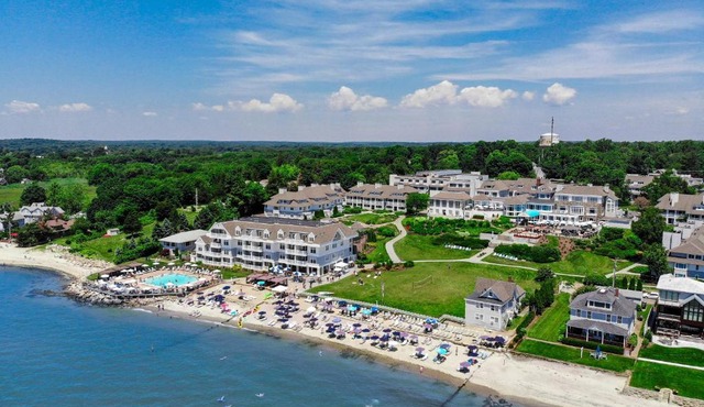 Water's Edge Resort & Spa