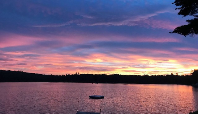 Waterfront Chalk Pond - Fireplace - Kayaks