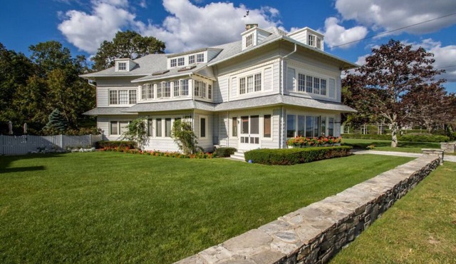 Waterfront Estate Home - Pool and Private Beach Pavilion - East