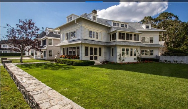 Waterfront Estate Home - Beach and Shared Pool - West