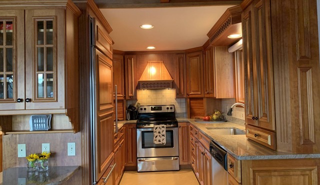 Waterfront Home on Lake Winnipesaukee's Quiet 20 Mile Bay, sleeps 8