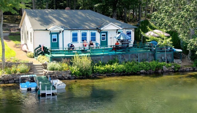 Waterfront Lake House Cottage Private Dock, Deck, Kayak, Boat, Swim, Fish, RELAX