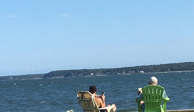 WATERFRONT, PRIVATE SANDY BEACH ON PECONIC BAY