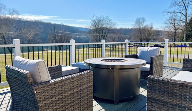 Waterfront property in Harpers Ferry - Private River Access