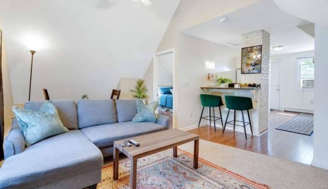WeHa Penthouse w/Private Deck
