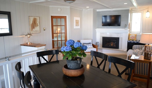 Welcome to the Sunshine Shack, a Unique Bright Cottage with Bold Ocean Views!
