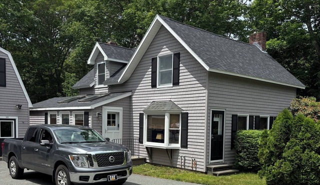 Welcoming 1-bedroom farmhouse on Mount Desert Island