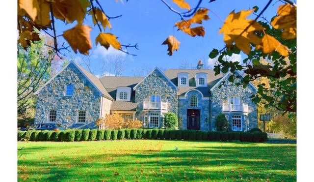 Westover Castle -Majestic in The Forest