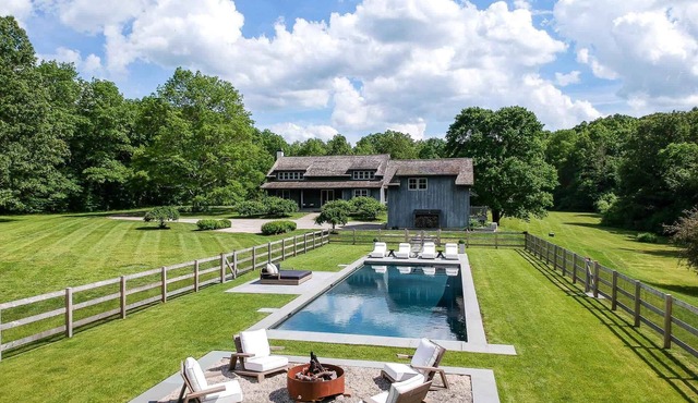 Whimsy Woods - 14 Acre Millbrook Estate with Pool