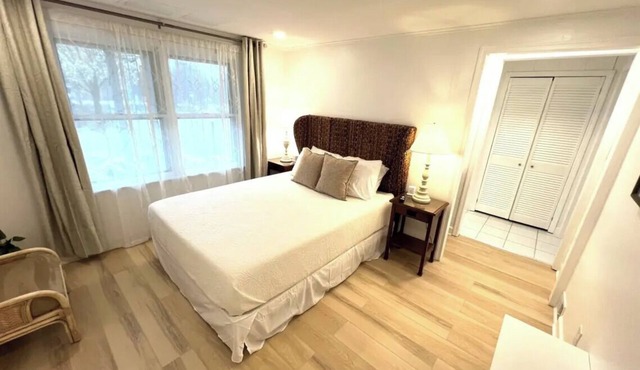 White Sand Room — Coastal Luxury & Relaxation at Mar Bella