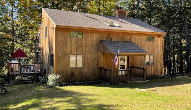 Wildwood on Lake Winnipesaukee Pet Friendly Beach Access Home Sleeping 10