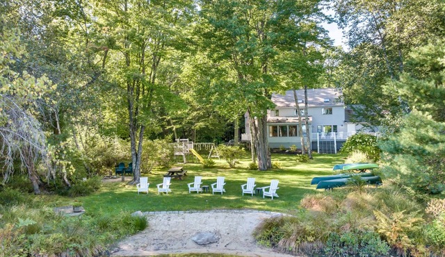 Winnipesaukee Waterfront Home Sleeps 14 With Dock