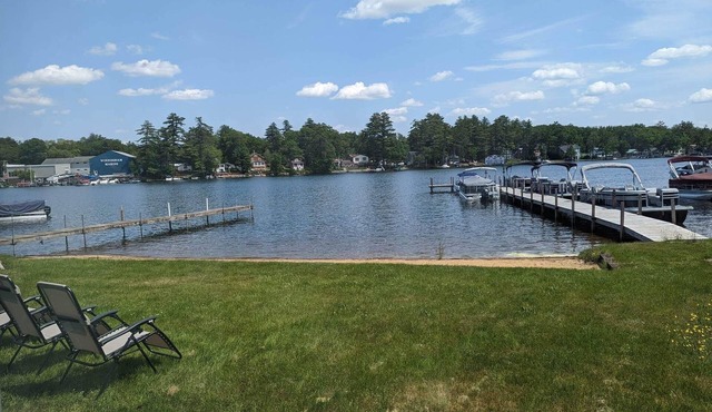 Winnisquam Lakeside Retreat w/Sandy Beach & Boat Docks