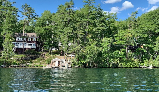 Winter Harbor Lakefront Home Accommodates 15 - Linens Provided!