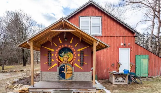 Wizard's Roost at Underhill Hollow