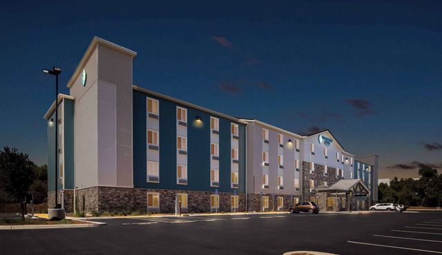 Woodspring Suites Corona