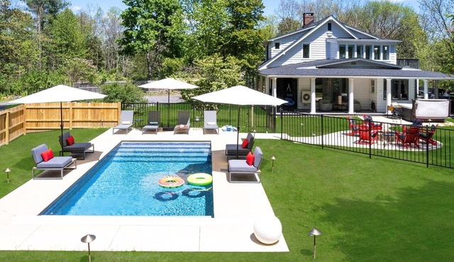 Woodstock Colonial Estate w/Pool, Hot Tub, Sauna