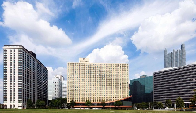 Wyndham Grand Pittsburgh