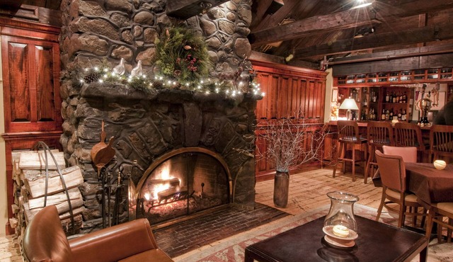 York Harbor Inn