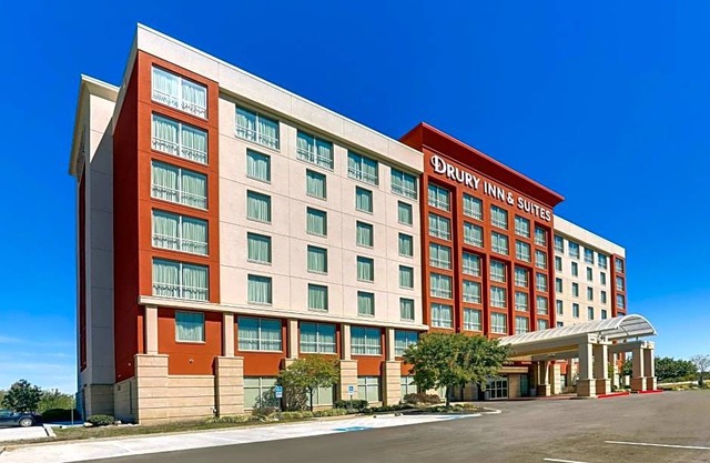 3-Star Hotel ∙ Drury Inn & Suites Independence Kansas City
