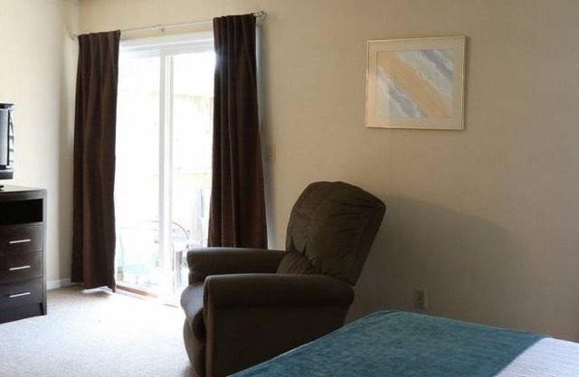 House ∙ 2 bedrooms ∙ 5 guests