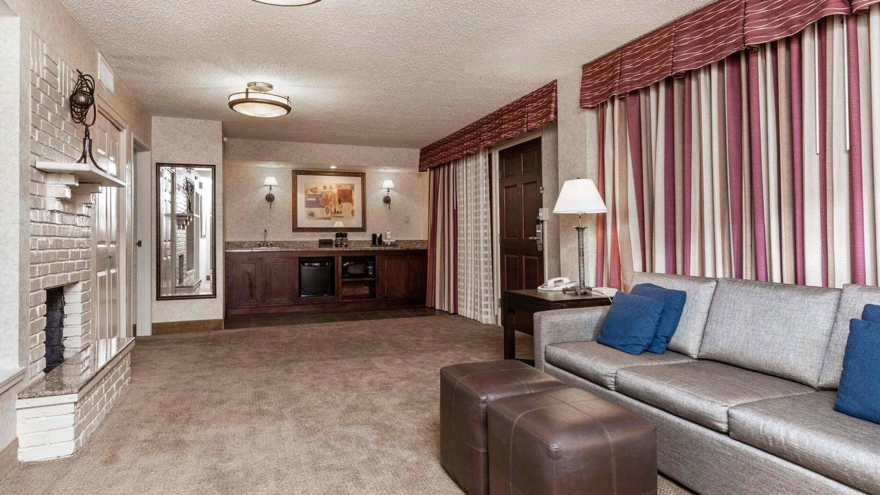 Photo of Livingroom in Westport