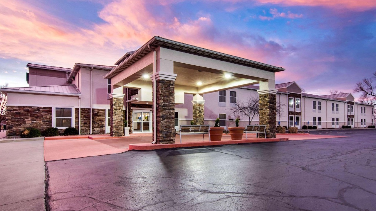 Photo of Buildings in Junction City