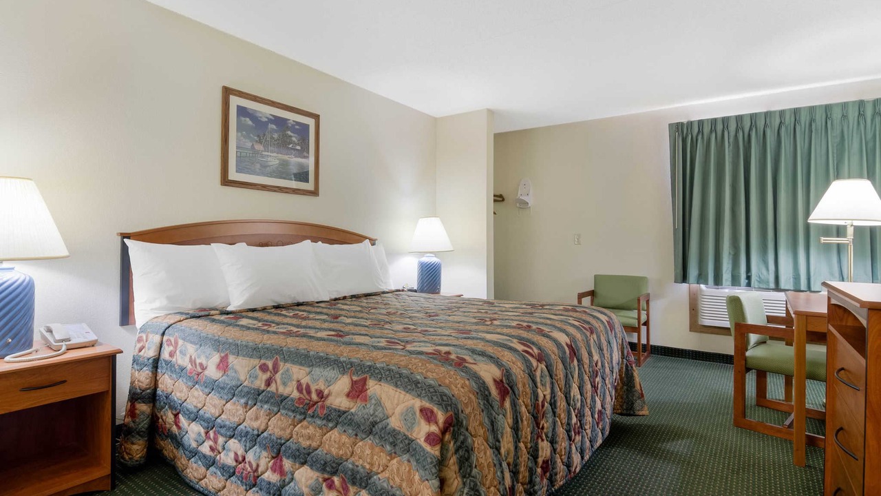 Photo of Bedroom in Emporia